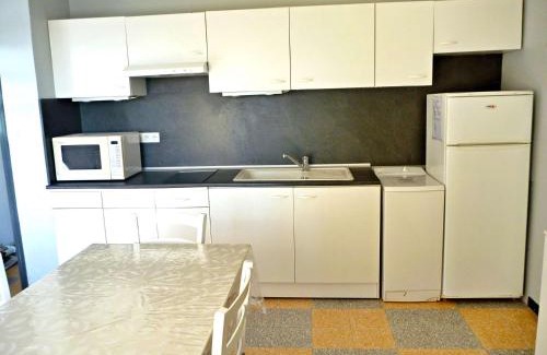 Marseillan Plage Apartment | Appartement à 2 pas de la plage avec terrasse et parking - FR-1-387-150