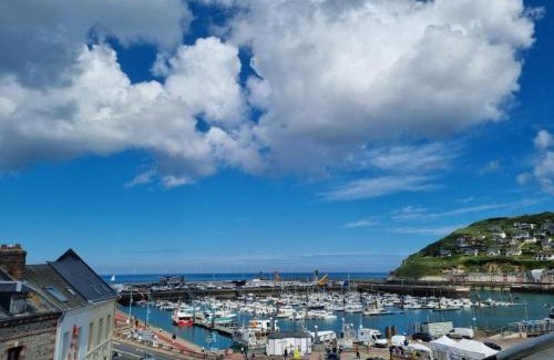 Fecamp House | Appartement à Fécamp avec vue port et mer Le Sémaphore