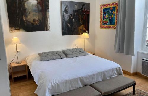 Le Palais Apartment | Appartement élégant 3* au coeur de Le Palais, 2 chambres, proche commerces et plage - FR-1-418-197