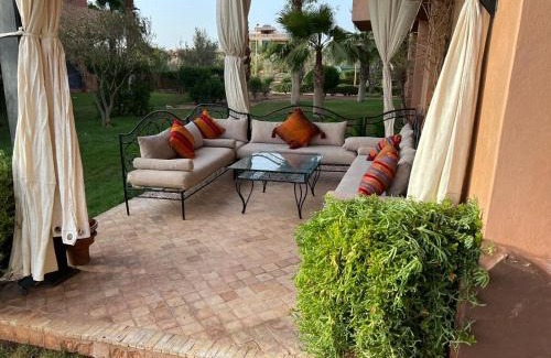 Palmeraie Apartment | Appartement élégant avec vue sur piscine jardin verdoyant et wifi ultra rapide