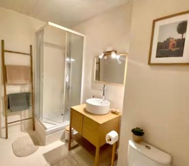 La Celle-sous-Gouzon Apartment | Appartement 151 - Proche Gare