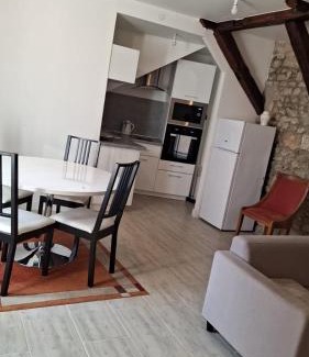 Cepoy Apartment | Appartement 1chambre et 1salon