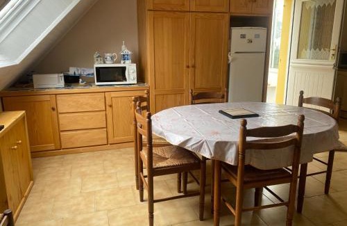 Le Palais Apartment | Appartement 1er étage avec jardin et parking près de Le Palais - FR-1-418-263