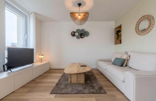 Marcq-en-Baroeul Apartment | Appartement 2 chambres avec parking et balcon