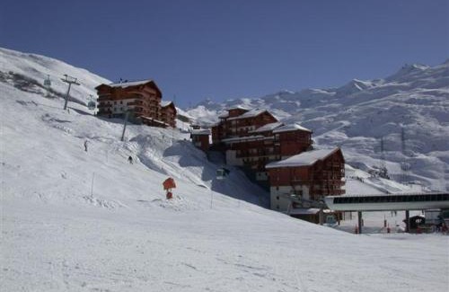 Les Bruyeres Apartment | Appartement 2 chambres, balcon Sud-Ouest, Les Menuires - FR-1-452-235