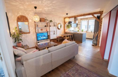 Postel Apartment | Appartement 2 chambres avec rooftop suspendu au Cimetière d'Ixelles