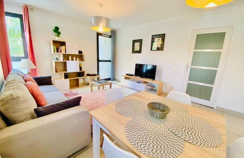 La Gare Apartment | APPARTEMENT 2 CHAMBRES AVEC BALCON ET PARKING