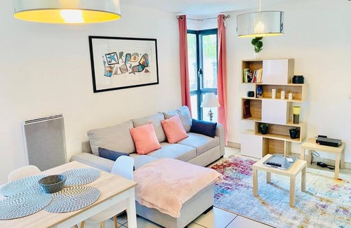 La Gare Apartment | APPARTEMENT 2 CHAMBRES AVEC BALCON ET PARKING