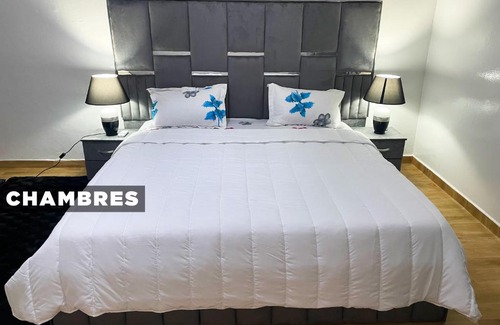 Ouakam Apartment | Appartement 2 Chambres Salon Meublé - Mamelles, Dakar