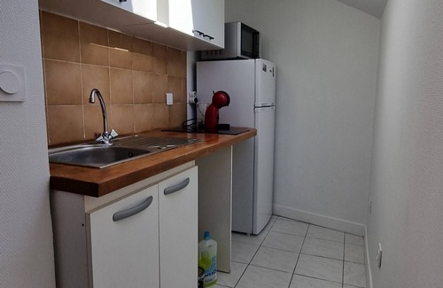 Villiers-le-Bel Apartment | Appartement 2 Pièces Moderne Avec Cuisine Ouverte, Proche Gare