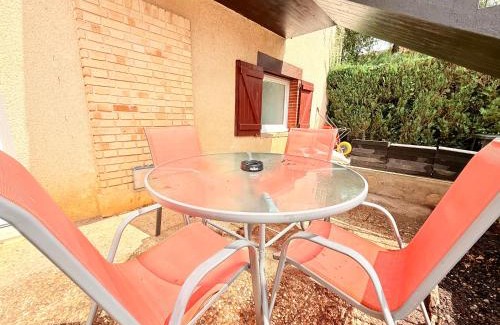 Ornans Apartment | Appartement 2 Personnes Terrasse privée