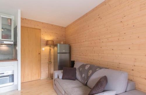 La Salle-les-Alpes Apartment | Appartement 2 pièces avec parking à 150m des télécabines - FR-1-330F-31