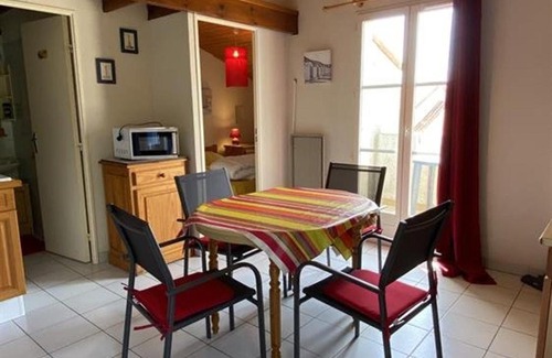La Remigeasse Apartment | Appartement 2 pièces proche plage à Dolus d'Oléron – 4 couchages, balcon, parking, local vélo - FR-1-246A-151