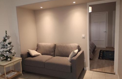 Ouistreham House | Appartement 2 pièces avec terrasse proche mer et commerces