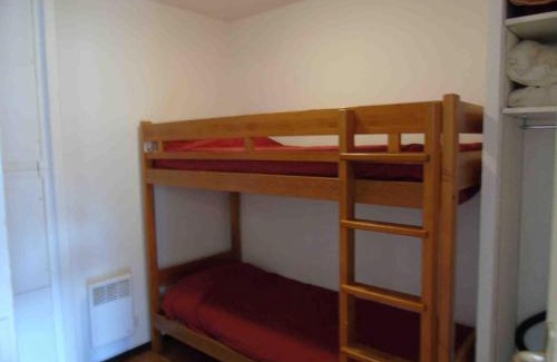 Valfrejus Apartment | Appartement 2 pièces + cabine à Valfréjus, proche des télésièges, balcon, 6 pers, animaux admis - FR-1-561-20