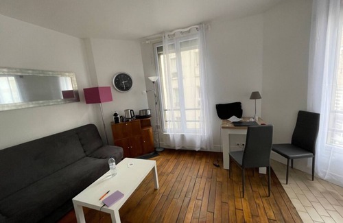 Saint-Fargeau Apartment | Appartement 2 Pièces Proche Tout Commerces et Proche Métro