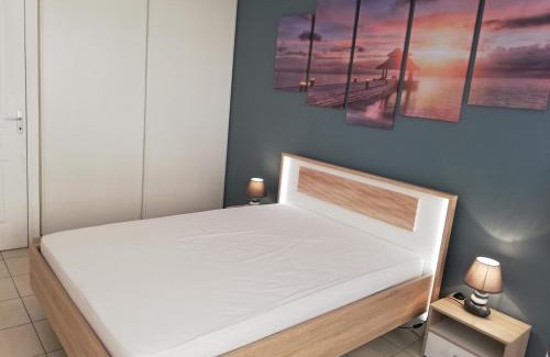 Villeneuve Loubet Beach Apartment | Appartement 2P et parking privé à 50m des plages.