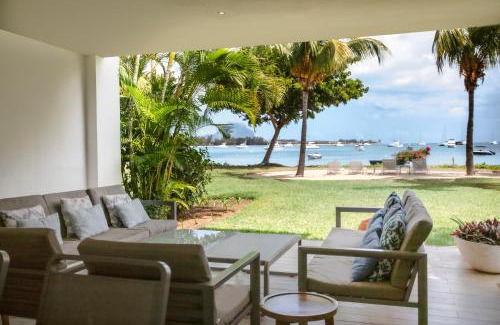 Grande Riviere Noire Apartment | Appartement 3 chambres pied dans l'eau avec plage et grande piscine