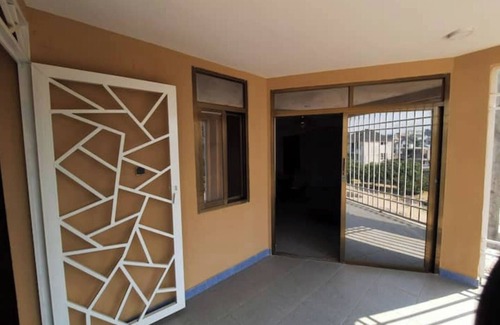 Ngaliema Apartment | Appartement 3 Chambres, 3e Étage