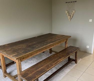 Paroisse Notre-Dame Apartment | Appartement 3 chambres et 2 Parkings