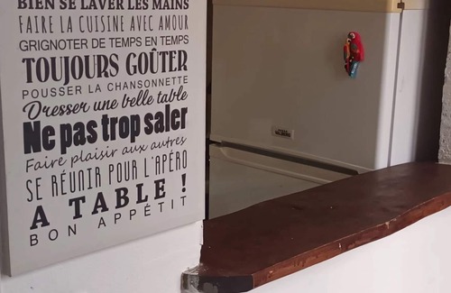 Taverny Apartment | Appartement 3 Couchages à 25 min de la Gare du Nord et 2 min de la Foret!