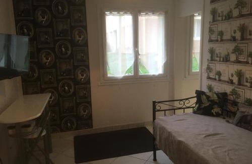 Canteleu Apartment | APPARTEMENT 3 LITS Parking Proche Rouen Dock