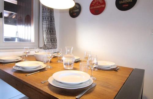 Jeux Apartment | Appartement 3 pièces, 6 pers, 45m² - Couv.piscines, prox.pistes et écoles ski, parking, balcon, WiFi - FR-1-405-161