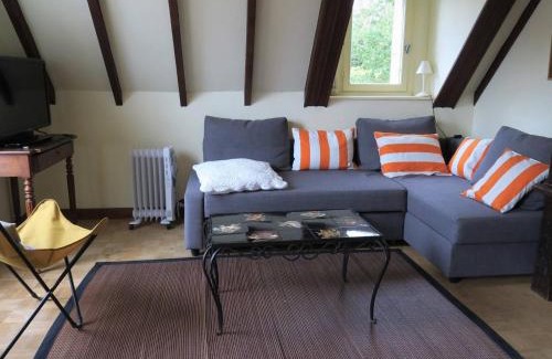 Tregastel Apartment | Appartement 350m de la plage du Coz-Pors à Trégastel avec jardin et parking - FR-1-368-192