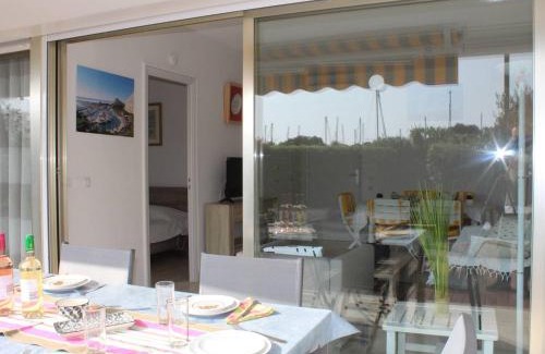 Villeneuve Loubet Beach Apartment | Appartement 3P en RDJ avec Jardin et Terrasse, à 5 min Plage et Restaurants, Parking Privé, Climatisé - FR-1-252A-59