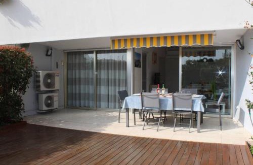 Villeneuve Loubet Beach Apartment | Appartement 3P en RDJ avec Jardin et Terrasse, à 5 min Plage et Restaurants, Parking Privé, Climatisé - FR-1-252A-59
