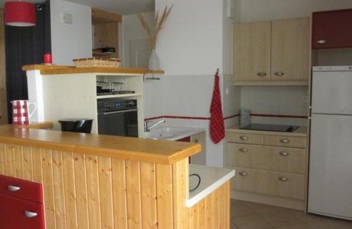 Villard-de-Lans Apartment | Appartement 3P, Rez-de-Jardin, Proche Village, 6-7 Pers, Terrasse Sud, Parking - Villard-de-Lans - FR-1-689-18