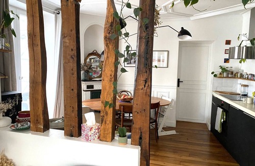 Montmartre Apartment | Appartement 4/5 Personnes rue Lepic à Montmartre