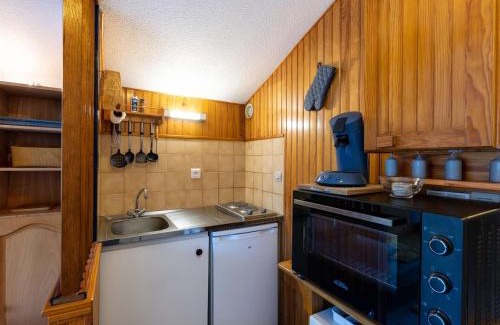 Eaux-Bonnes Apartment | Appartement 4 pers cosy avec wifi et casier à skis, Vue pistes, Gourette - FR-1-400-123