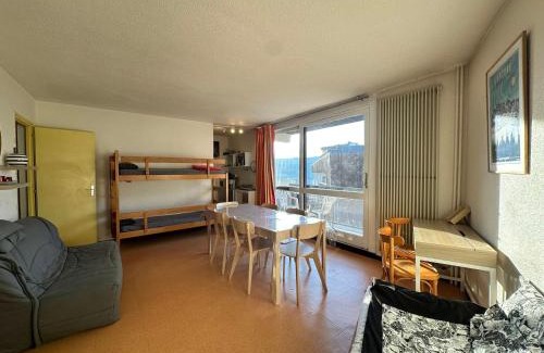 Villard-de-Lans Apartment | Appartement 43m², Balcon, Parking, Non-fumeur, Proche commodités - FR-1-515-3