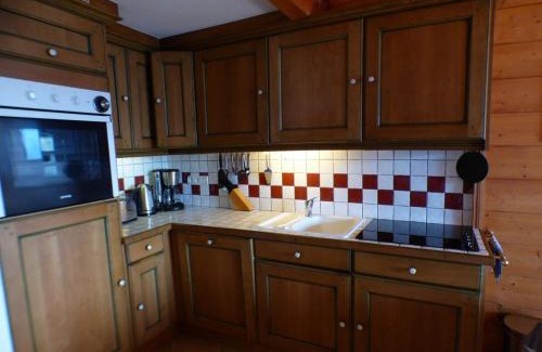 Bisanne 1500 Apartment | Appartement 5 pièces, skis aux pieds, près des Saisies - 9 personnes, balcon, parking inclus - FR-1-594-216
