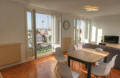Champigny-sur-Marne Apartment | Appartement 67m² 500m RER (20mn Paris) face Marne