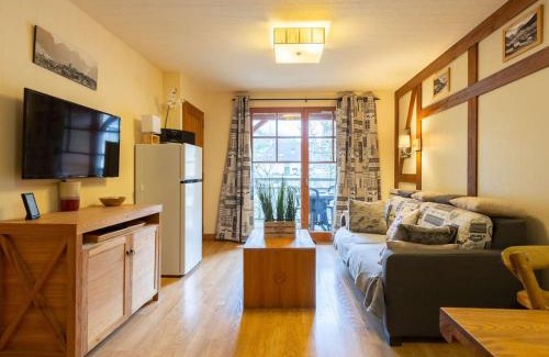 Saint-Lary-Soulan Apartment | Appartement 6 pers avec piscine, sauna et terrasse - Saint-Lary-Soulan centre - FR-1-296-498