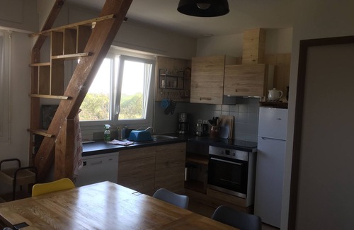 Nevez Apartment | Appartement 6 Personnes, Coeur de Bourg à 10mm de la Plage