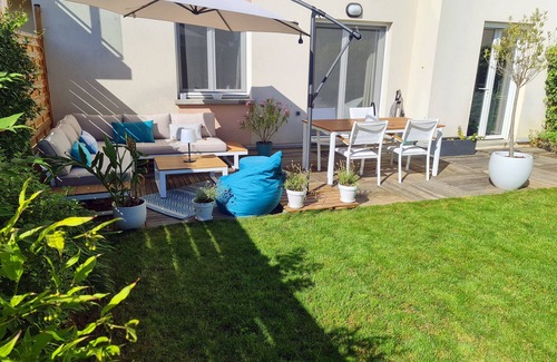 Chatou Apartment | Appartement 65m² Avec Jardin Période des Jeux Olympiques de Paris 2024
