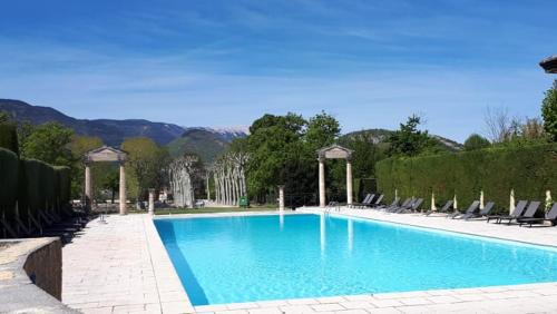 Montbrun-les-Bains Apartment | Appartement 7 Château des Gipières