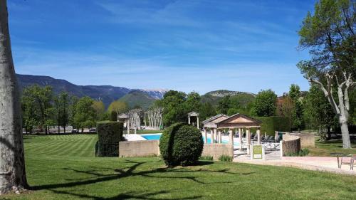 Montbrun-les-Bains Apartment | Appartement 7 Château des Gipières