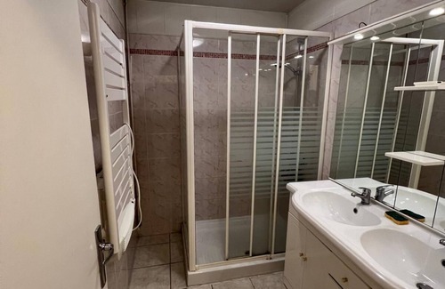 Aulus-les-Bains Apartment | Appartement 75m² Calme et Spacieux