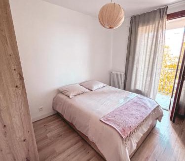 Colomiers Apartment | Appartement 79m2 proche Airbus tout confort lumineux 2 chambres, 1 bureau