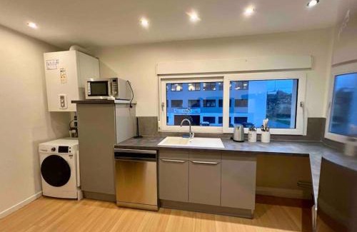 Saint-Jean-Baptiste Apartment | Appartement 9 personnes/2 Parkings privés