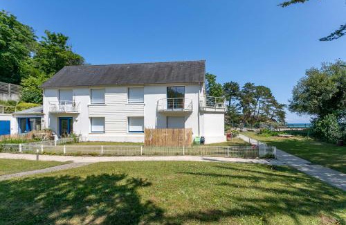 Etables-sur-Mer Apartment | Appartement accès privé plage
