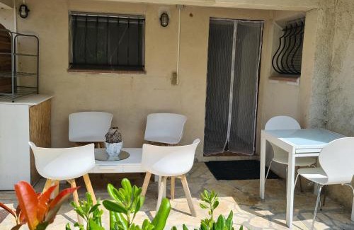 Saint-Paul-de-Vence Apartment | Appartement Alpes Maritimes