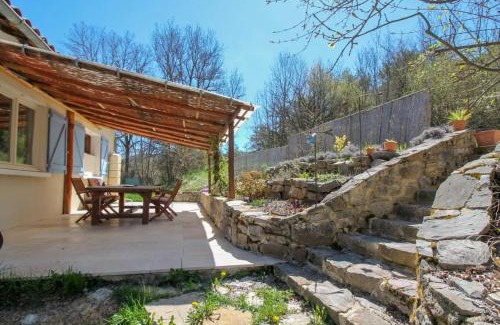 Montjay Apartment | Appartement Aoura vue montagne