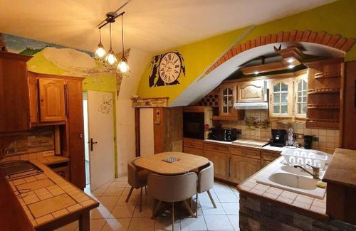 Flaviac Apartment | Appartement ardeche vallée de l'ouvèze SANS extérieur mais à proximité de parcs