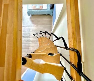 Fer a Cheval Apartment | Appartement au bord des berges + parking