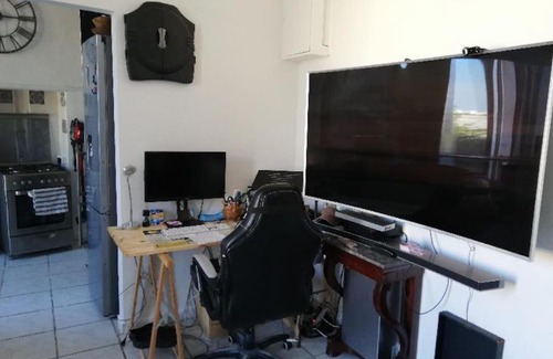 7th Arrondissement Apartment | Appartement au coeur d'Endoume 13007